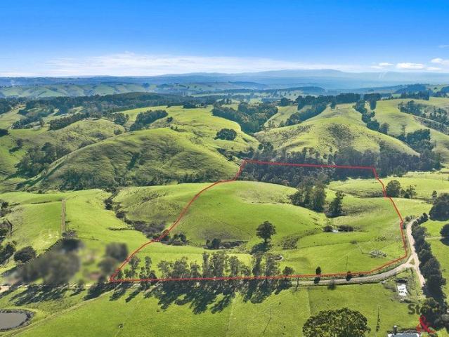 62 ACRES OF PRODUCTIVE GRAZING LAND