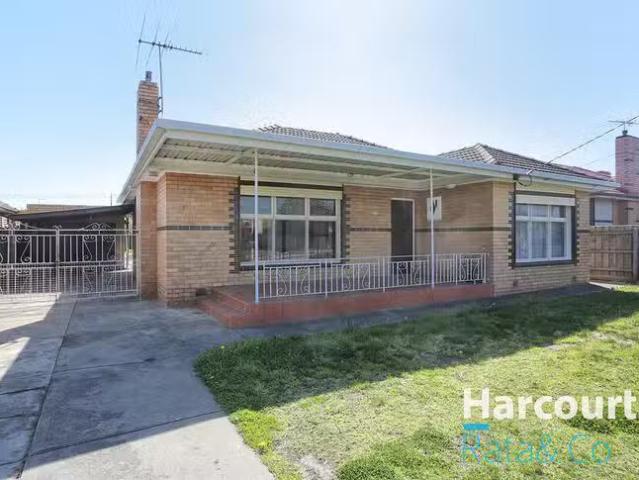 62 Alexander Avenue, Thomastown, VIC 3074