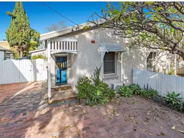 62 Bishopsgate Street, Wickham Townhouse for rent Listed by S.
