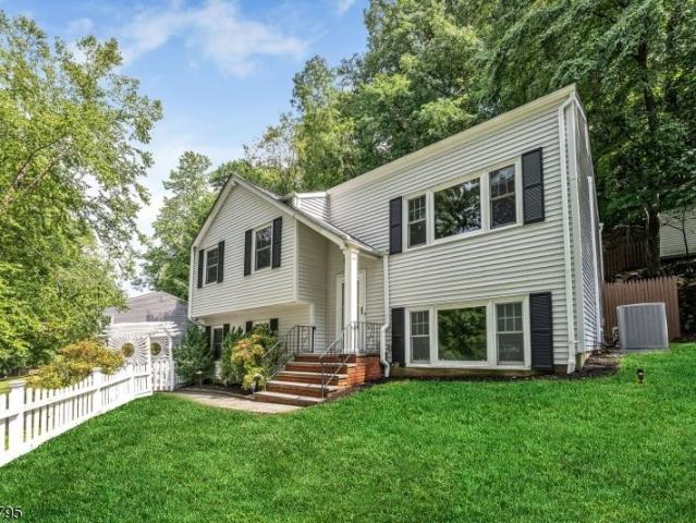 62 Burnham Pkwy, Morris Twp. Us, nj