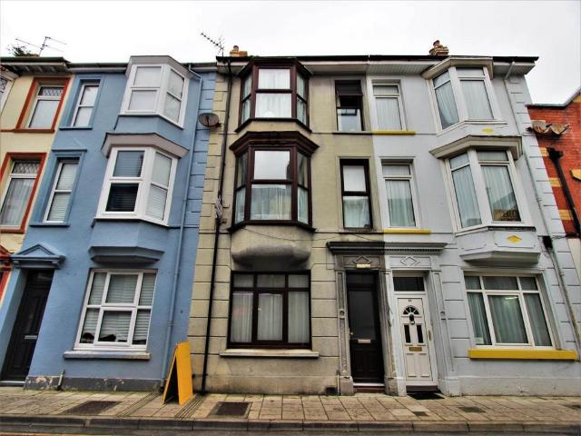 62 Camrbrian Street, Aberystwyth SY23 1 bed house of multiple occupation to rent £575 pcm £133 pw