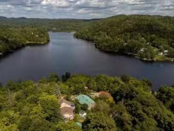 62 Ch. Lakeview, Saint Adolphe D'Howard, QC, J0T 2B0 house f.