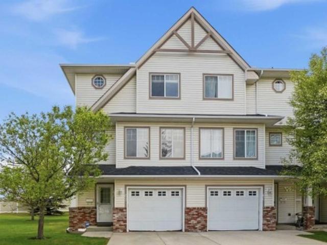 62 Country Hills Cove Nw, Calgary, AB, T3K 5G7 townhouse for sale | Listing ID A2332 | Royal LePage