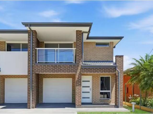62 Coveny Street, Doonside Townhouse for rent Listed by Denis.