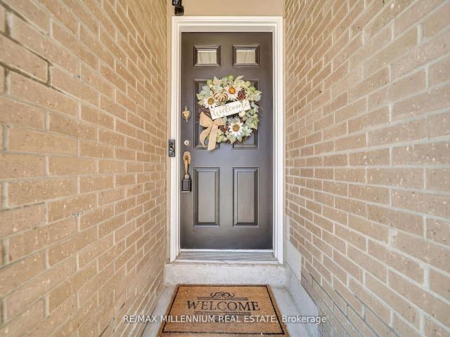 62 Cumberland Lane, Ajax | 3Beds/2Bath, Townhouse, $599,999 | Condos. Ca
