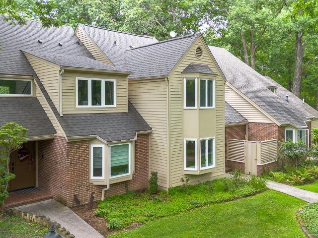 62 deepwood ln