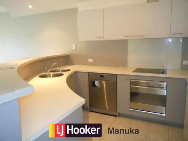 6/2 Eldridge Crescent, GARRAN Apartment for rent Listed by Lu.