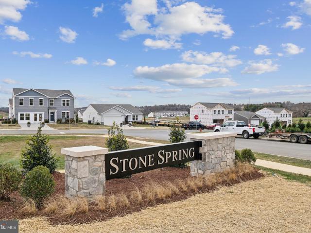62 Empire Ln, Charles Town, WV 25414 | MLS #WVJF2023