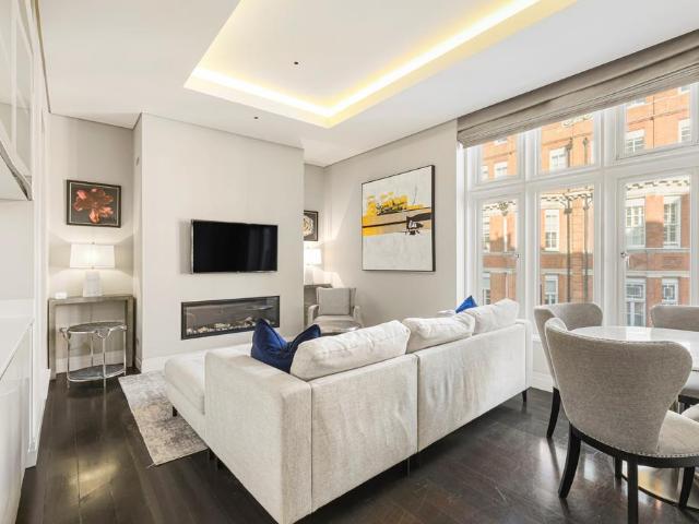62 Green Street, London, W1K 6RE, United Kingdom | 2 bed apartment for rent #122489185 | Rentberry