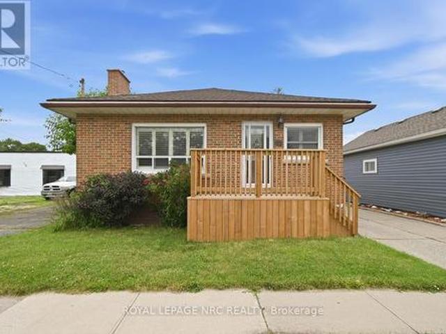 62 Lincoln Street, Welland Broadway, ON, L3C 5J2 house for sale | Listing ID X13525 | Royal LePage