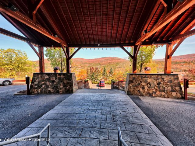 62 Liftside Drive 341