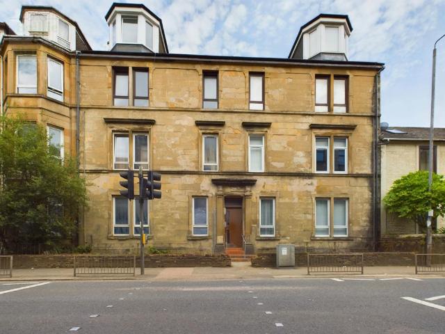 62 Love Street, Flat 3/2, Paisley. 2 bed flat to rent £725 pcm £167 pw