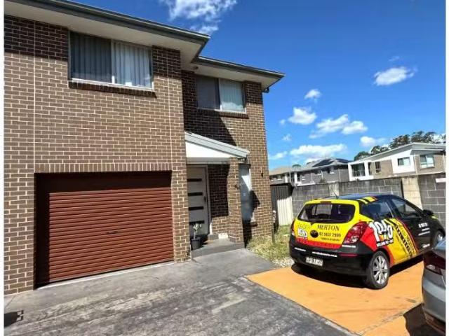 6/2 Muccillo Street, Quakers Hill Townhouse for rent Listed b.