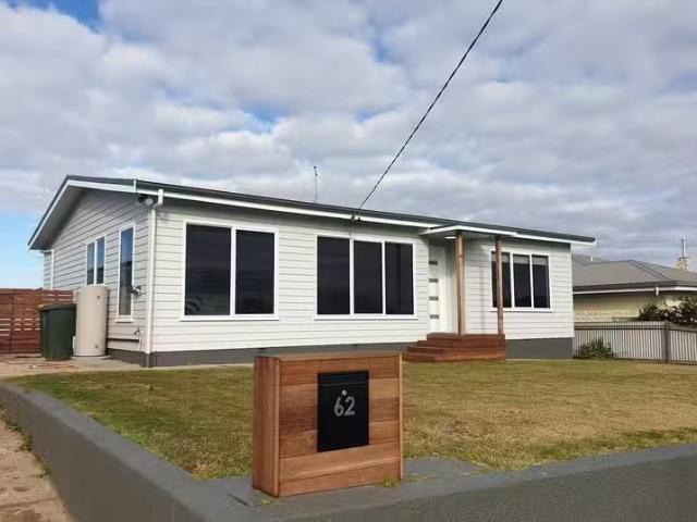 62 Murray Street, EAST DEVONPORT, TAS 7310 House for Rent