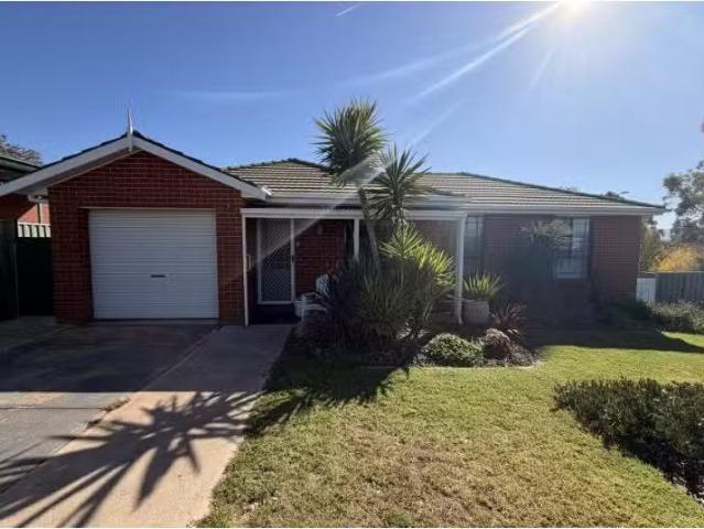 62 Oporto Road, Mudgee House for rent Listed by Kate Mcmahon.