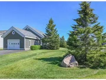 62 Parisé St, Caraquet, NB, E1W 1B6 house for sale Listing.