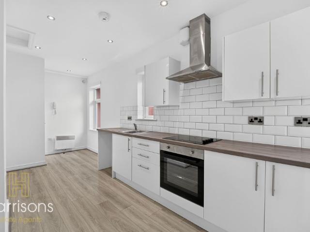 Railway Road, Leigh WN7, 1 bed flat to rent, £550 pcm | PrimeLocation