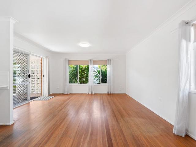 62 Seagull Avenue