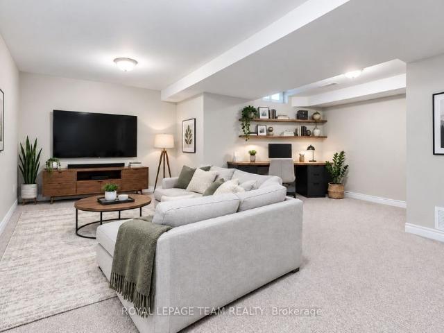 62 Springwater Drive, Ottawa