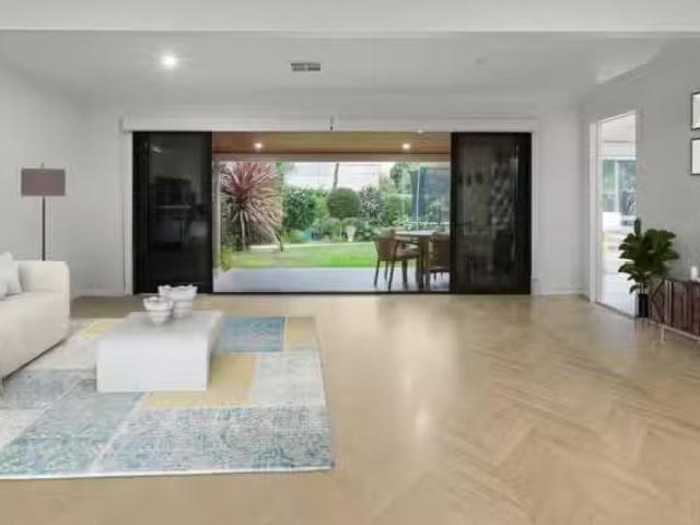 62 Summerhill Road, Glen Iris VIC 3146 House For Lease