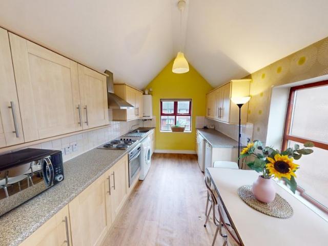 62A Noel Street, Nottingham, NG7 6AU 3 bed detached house to rent £1,690 pcm £390 pw