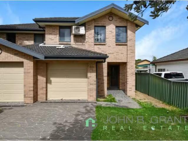 62B Powell Street, YAGOONA Townhouse for rent Listed by Leila.