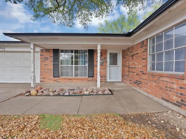6305 Arthur Drive