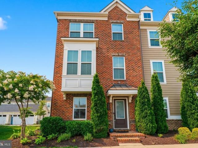 6300 Osterley St, Middle River, MD 21220