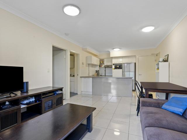 6/300 Sir Fred Schonell Drive, St Lucia, QLD, 4067