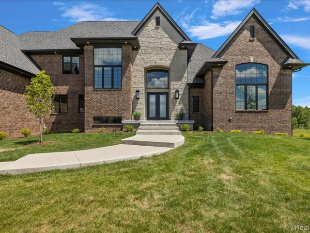 6301 Bridle Path
