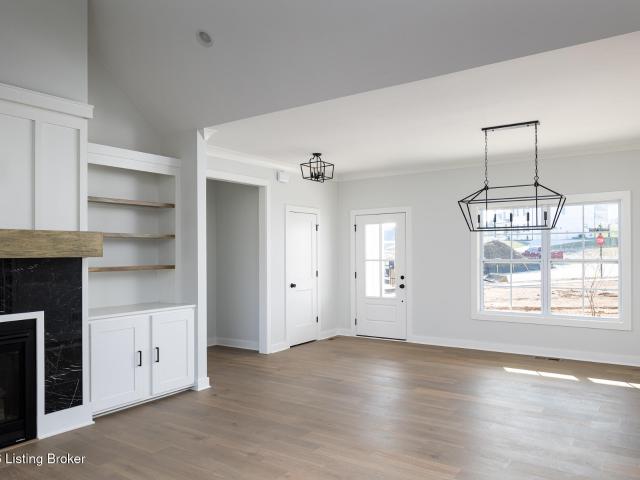 6301 Leyton Ct