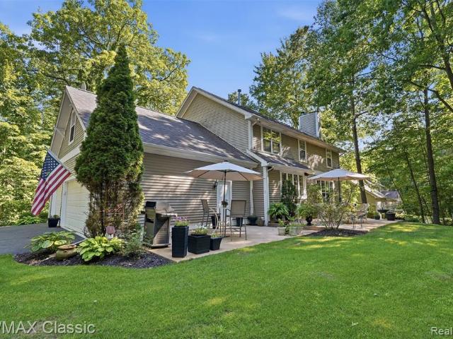 6303 Ridge Hollow Lane
