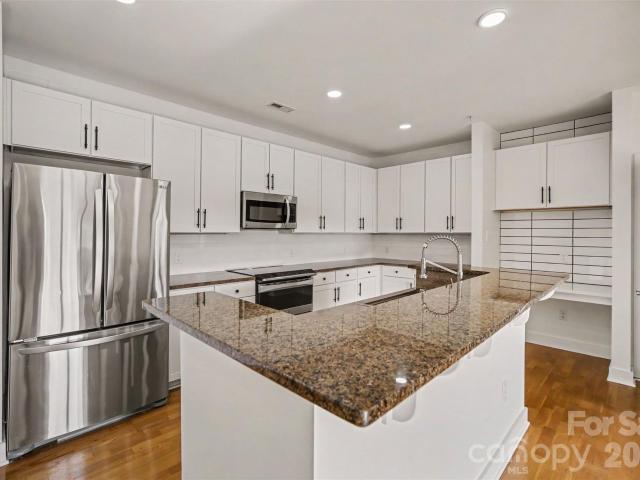 630 Calvert Street # 301