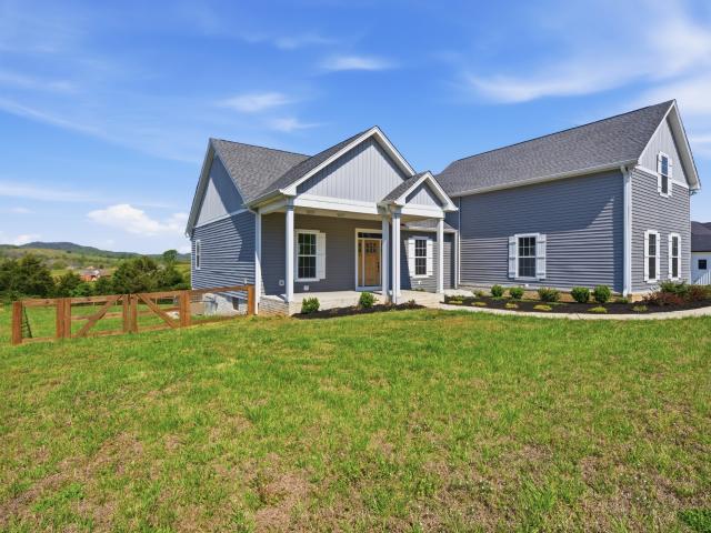630 Bridle Path Ln