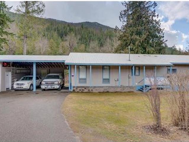 630 Enderby Mabel Lake Road, Enderby, BC, V4Y 4K4 house for sale | Listing ID 10378 | Royal LePage