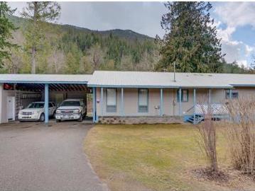 630 Enderby Mabel Lake Road, Enderby, BC, V4Y 4K4 house for sale | Listing ID 10378 | Royal LePage