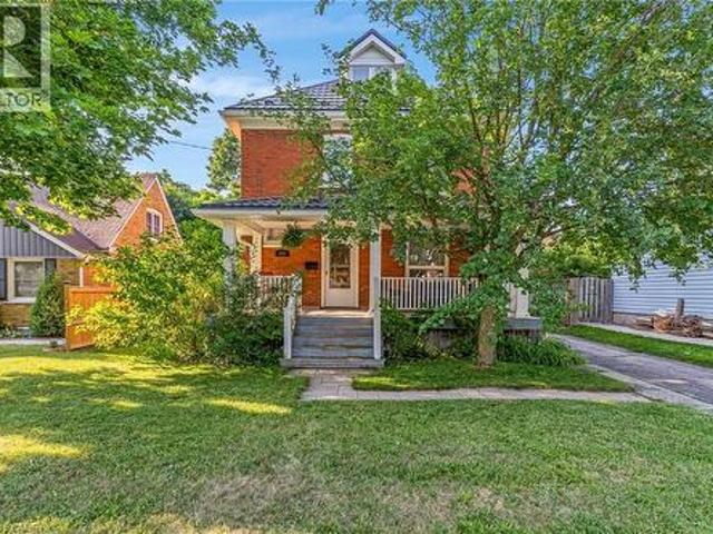 630 Lawrence Street, Cambridge, ON, N3H 2M9 house for sale | Listing ID 40846 | Royal LePage