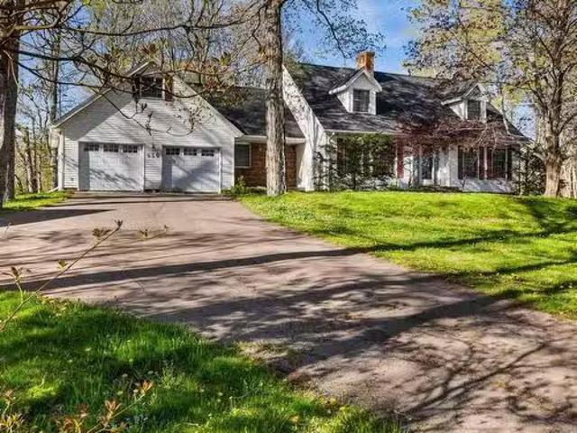 630 Malpeque Road, Winsloe North, PE, C1E 0S1 house for sale.