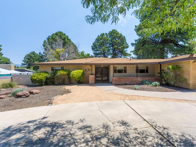 630 Sierra Drive SE