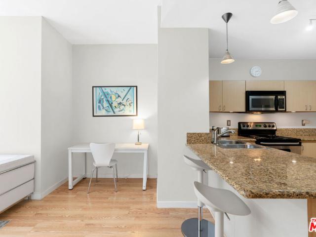 630 W 6th Street 613
