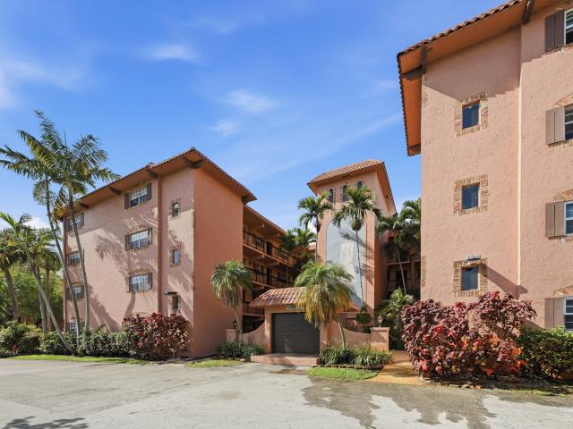630 Tennis Club Dr, Unit 204, Fort Lauderdale, FL 33311 | MLS #B26002