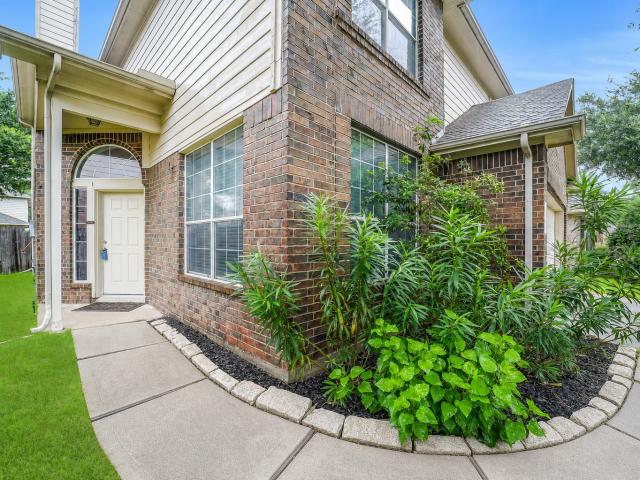 6318 Applewood Forest Drive