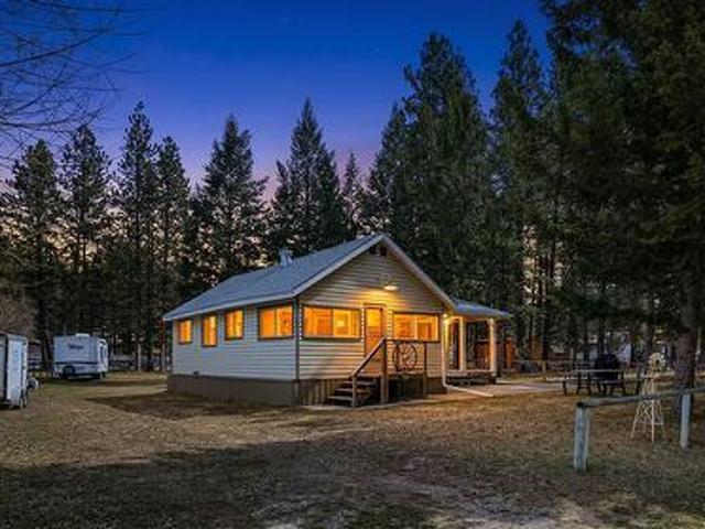 6318 Balsam Road, Wasa, BC, V0B 2K0 house for sale | Listing ID 10382 | Royal LePage