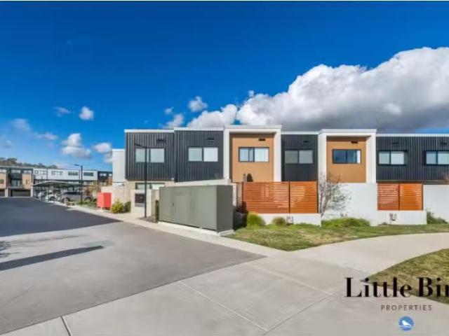 63/12 Hawksbill Street, Throsby Townhouse for rent Listed by.