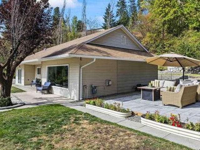 6312 Renfrew Road, Peachland, BC, V0H 1X7 house for sale | Listing ID 10400 | Royal LePage
