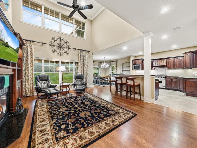 631 Eagleton Dr, Unit 55 16