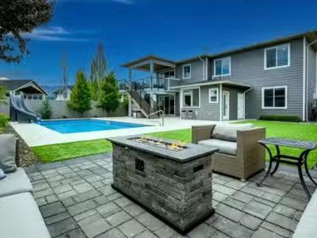 631 Mt Ida Crescent, Coldstream, BC, V1B 4G3 Luxury House fo.