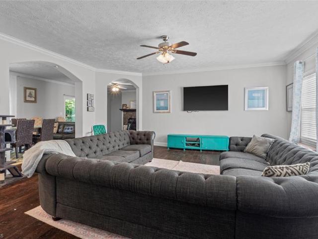 6324 Garden Court