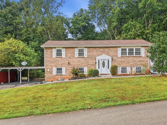 6324 Gateway Lane
