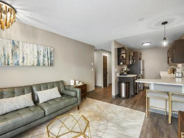 6322 N 26th St, 1 bed, 1 full bath